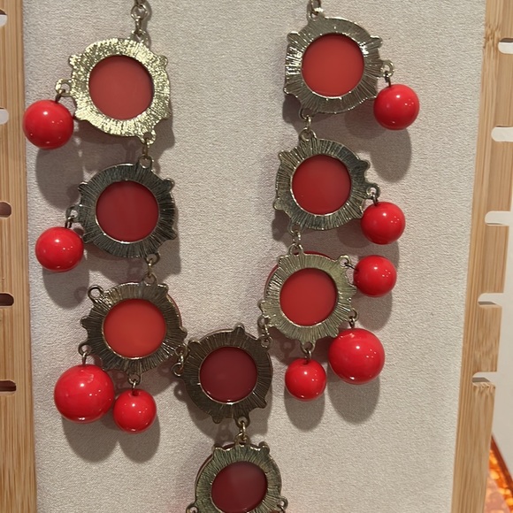 Statement Necklace Raspberry and Pink - Picture 2 of 4